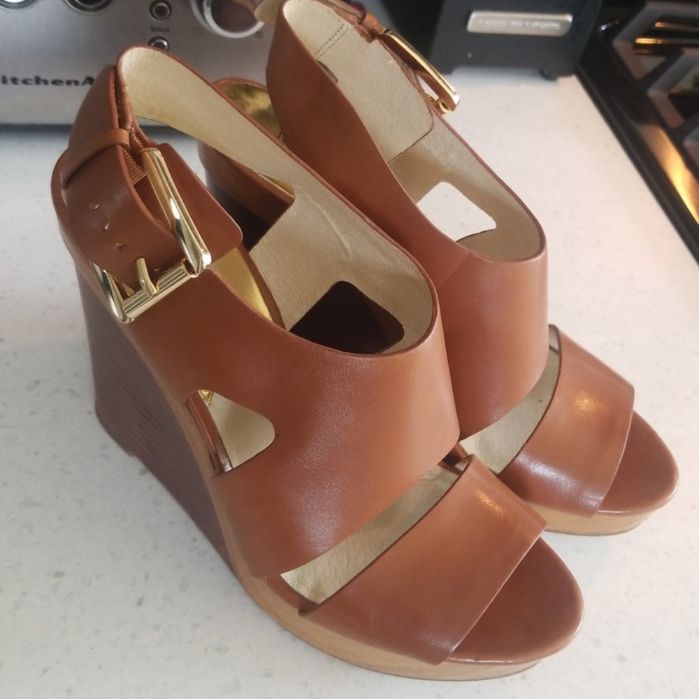 Michael kors wedges